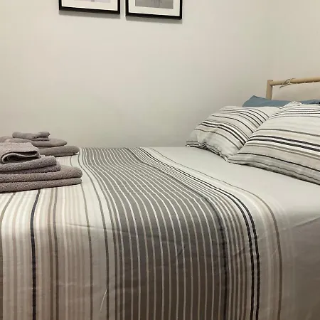 Apartment 25 - Near Metro M3 Milan